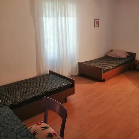 דירה House Haler