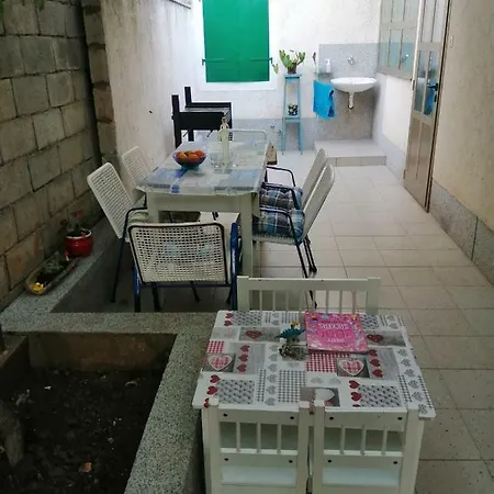 House Haler דירה *