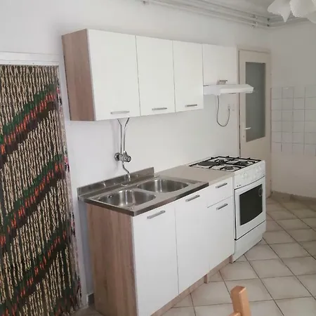House Haler דירה *
